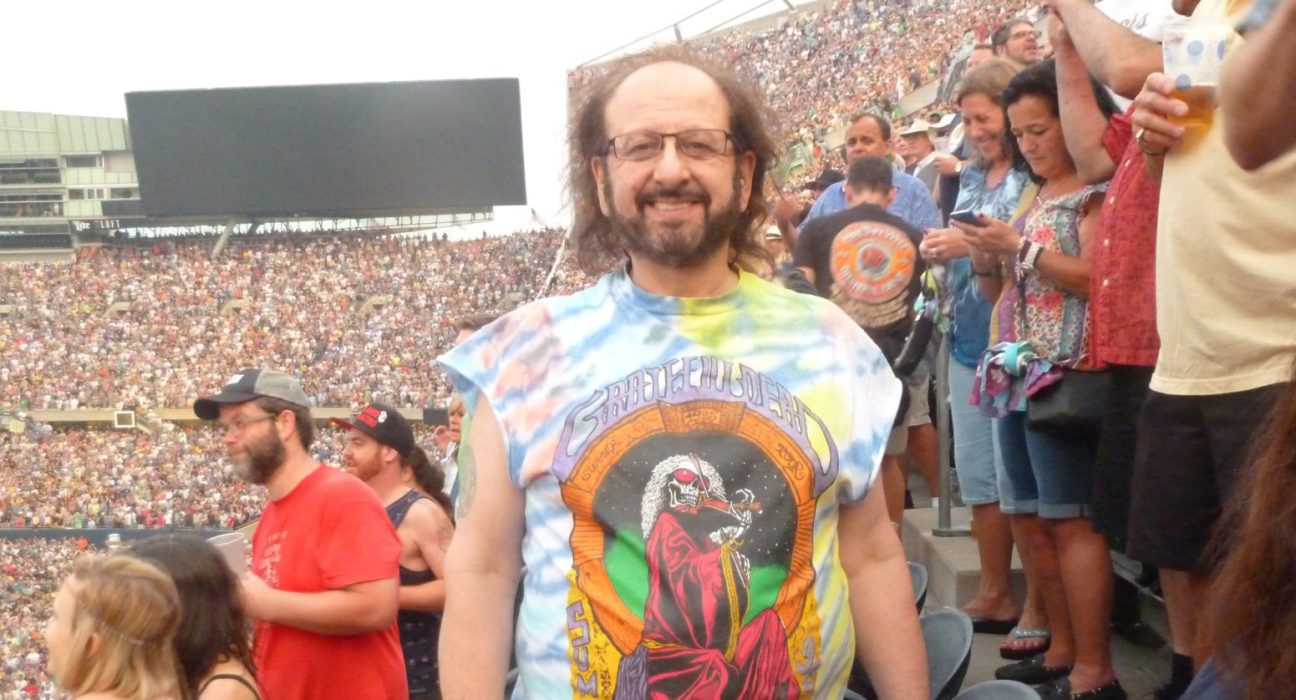 This 72-Year-Old Has Been to 24,000 Concerts. Weed Is How He Keeps Going.